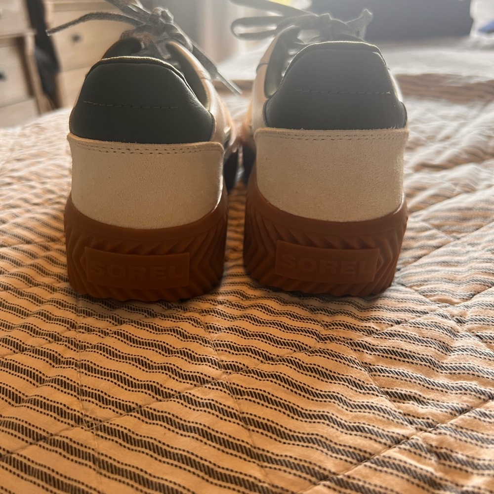 NEW SOREL Ona Ave T-Toe Women’s Sneaker - Picture 6 of 10
